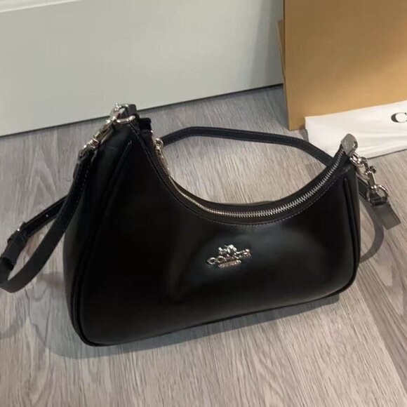 Coach 🖤 Ashton New - Picture 4 of 8